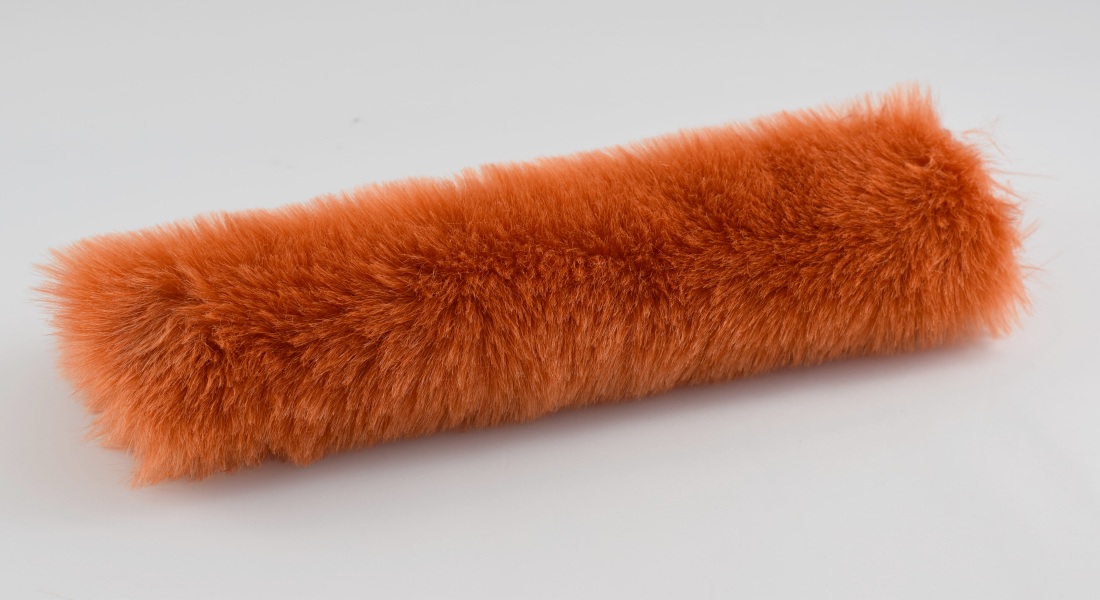 Umělá kožešina lososově oranžová, šíře 150cm, vlas 30mm