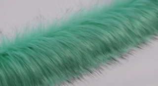 Kožešinový lem, tyrkysová s černým koncem